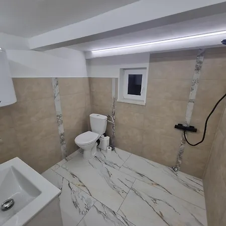 Appartement Business-apartment 24h Check-in 3km To A5 Highway Wolfpassing an Der Hochleithen