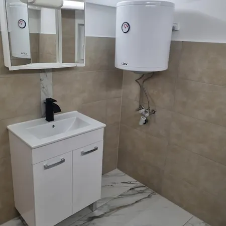 Business-apartment 24h Check-in 3km To A5 Highway * Wolfpassing an Der Hochleithen