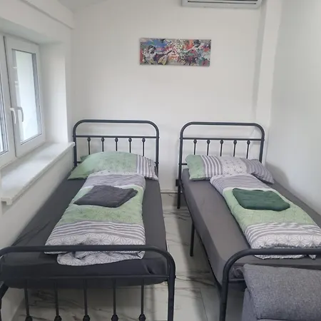 Business-apartment 24h Check-in 3km To A5 Highway *